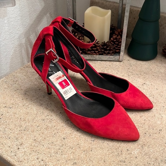 Marc Fisher Shoes - Marc Fisher brand size 8M red buckle closure closed toe heels.